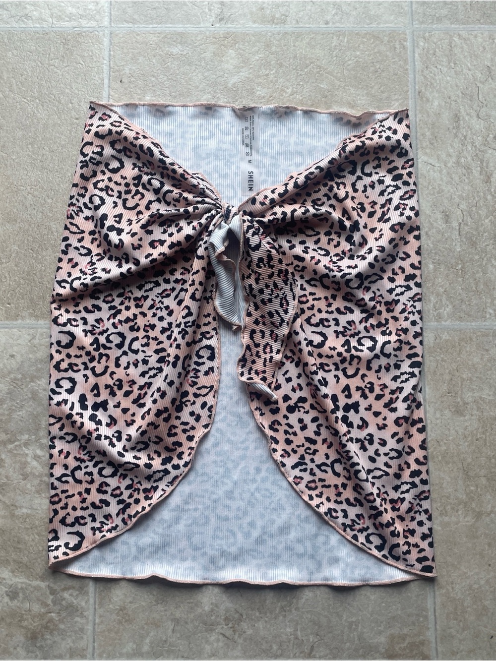 SHEIN Leopard Print Tie Front Crop Top Medium Y2K Trendy